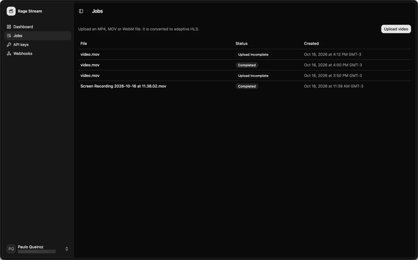 Painel do Rage Stream com a lista de vídeos enviados e seus status